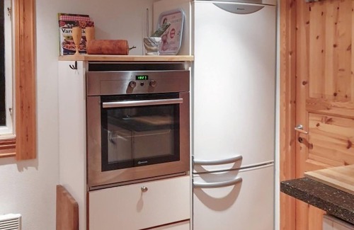 Ankarvattnet House | Beautiful home in Mörsil with kitchen