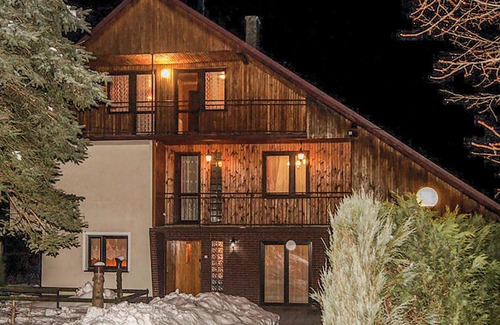 Mogilany House | Beautiful home in Mogilany with WiFi