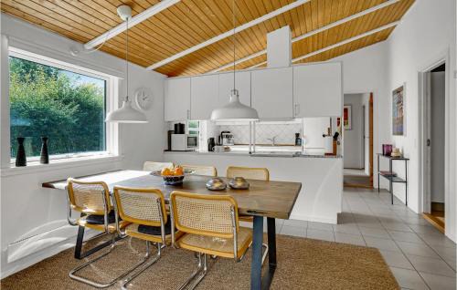 Nykobing Sjaelland House | Beautiful Home In Nykøbing Sj With Wifi