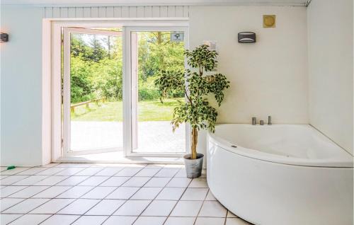 Sillerslev House | Beautiful Home In Øster Assels With Sauna
