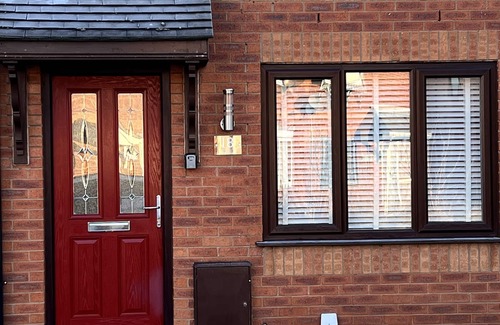 Wigan House | Beautiful home in peaceful neighbourhood with great amenities around