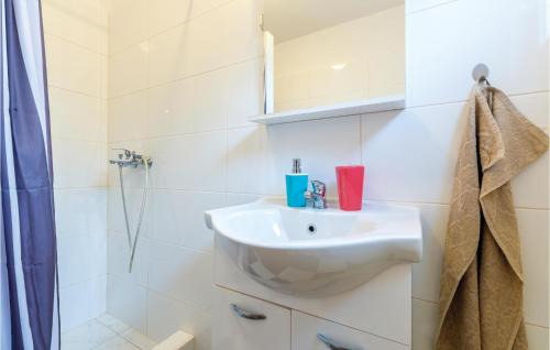 Sevid House | Beautiful Home In Sevid