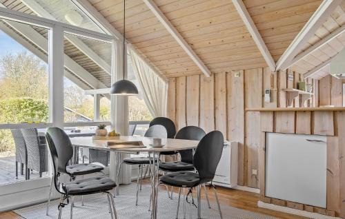 Høruphav House | Beautiful Home In Sydals With Kitchen