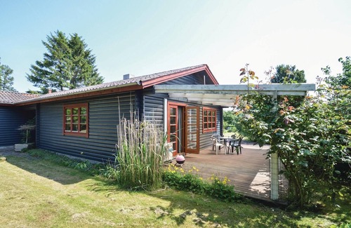 Kragenæs House | Beautiful home in Torrig L with WiFi
