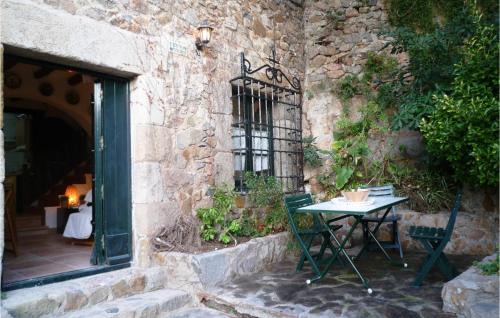 Tossa de Mar House | Beautiful Home In Tossa De Mar With Kitchen