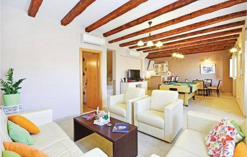 Brsecine House | Beautiful Home In Trsteno With Wifi