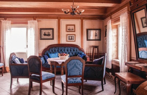 Tynset House | Beautiful home in Tynset with kitchen