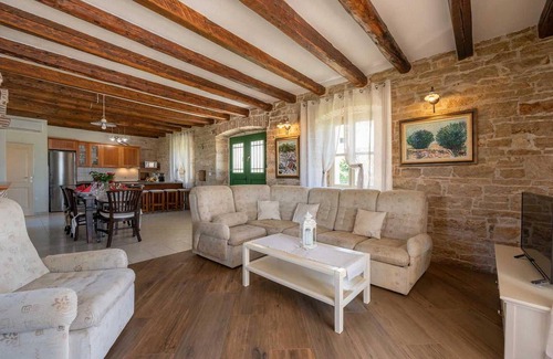 Barat House | Beautiful home in Visnjan