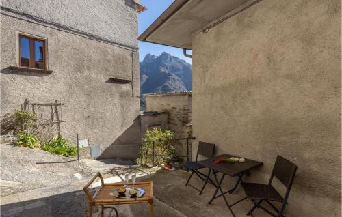 Stazzema House | Beautiful Home In Volegno With Kitchen