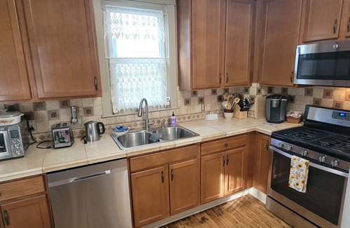 Chambersburg House | Beautiful home with 2 bedrooms + private office in the Borough of Chambersburg!