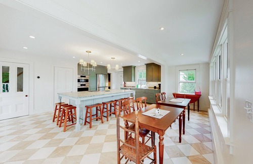 Wiscasset House | Beautiful home with Ping-Pong, fast WiFi & W/D - walk to dining