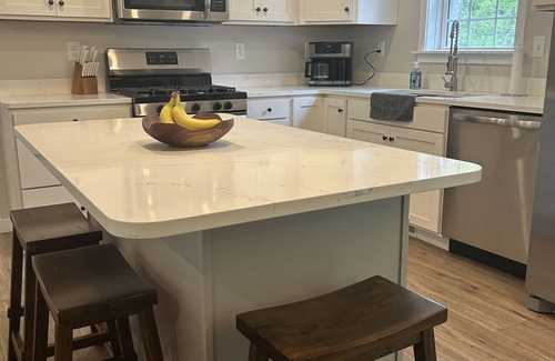 Miami Park House | Beautiful House/Close 2 Lake/Beachfront Access/Great for Families/Outdoor Space