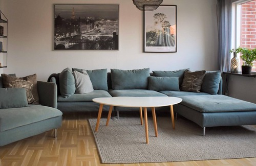 Solbacken-Halsobacken House | Beautiful house in a quiet street in Ystad with winter garden and large terrace.