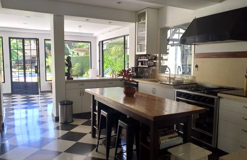 Olivos House | Beautiful house in Olivos near the River Plate with pool