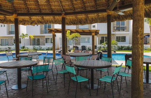 Cerritos House | Beautiful house in private condo near to the beach