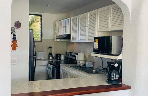 Isla Iguana House | Beautiful House at the Marina