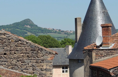 Villeneuve House | BEAUTIFUL HOUSE OF CHARACTER IN THE CLASS VILLAGE OF VILLENEUVE-LEMBRON