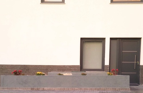 Nelas House | Beautiful house to relax in with garden and outdoor pool and Jacuzzi, Santar
