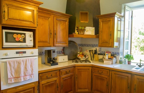 Laveyssiere House | Beautiful House with Pool & Spring, 15 Mins from Airport, 10 Mins Bergerac Town