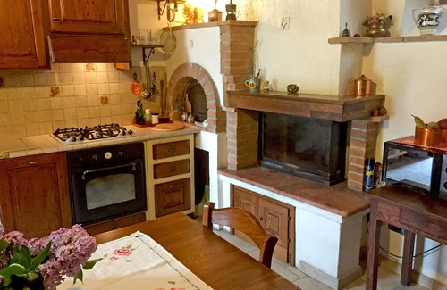 Montieri House | Beautiful House with Garden in the Center of a Medieval Tuscan Village