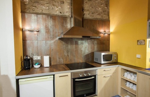 Riudaura Cottage | Beautiful house with 5 bedrooms with garden, pool and barbecue.