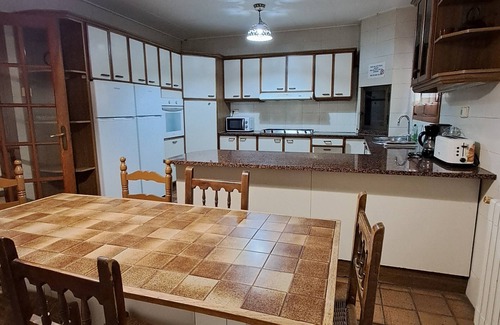 Gualba Cottage | Beautiful house with pool at the foot of Montseny Pet Friendly Golf Pàdel