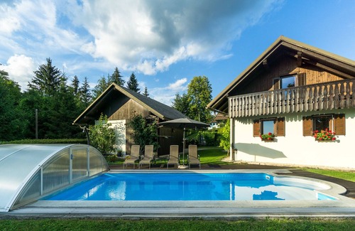 Cerklje na Gorenjskem House | Beautiful house with swimming pool in nature, Pr Matažič