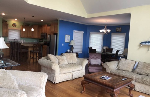 Semora House | Beautiful Hyco Lake Get Away!