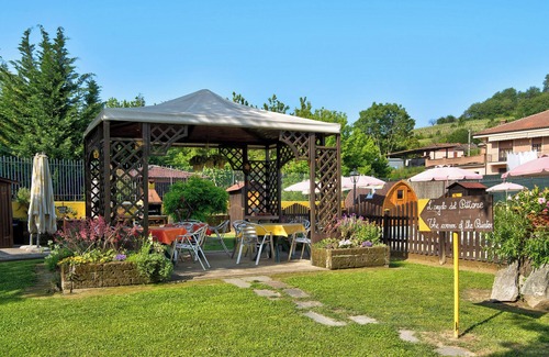 San Matteo Apartment | Beautiful "Iris Apartment," in Piedmont, with shared pool, garden and sauna