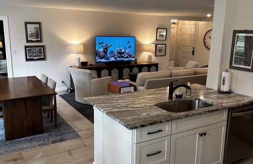 Saint Simons Island Condo | Beautiful Island Condo, excellent beach/village/golf location, FLETC Friendly