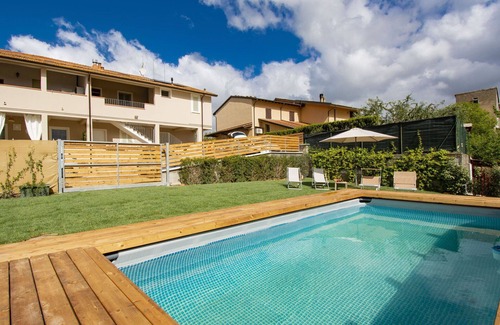 Santa Maria a Monte Apartment | Beautiful apartment with private pool, WIFI, TV, terrace, pets allowed, panoramic view and parking