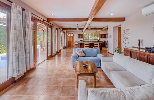 Islita House | Beautiful jungle home by Islita Beach with ocean view & private infinity pool