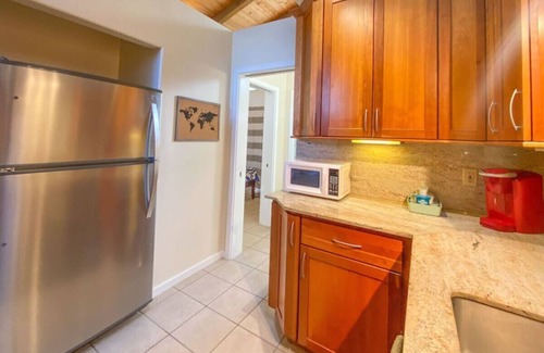 Enchanted Lake Apartment | Beautiful Kailua Hale 1 Bedroom