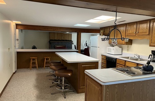 West Branch Cottage | Beautiful Lake Ogemaw