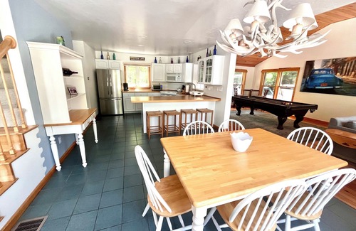 Barnstead House | Beautiful lakefront home with breathtaking sunset views