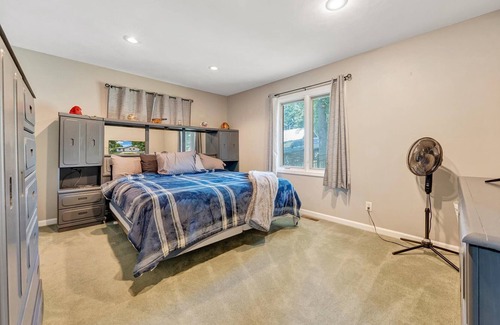 North Shore House | Beautiful lakefront home with incredible views at Smith Mountain Lake.