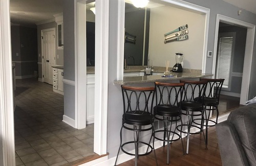 Lake Murray of Richland House | Beautiful Lakehouse W/stunning sunsets private dock, pool, pool table sleeps 12