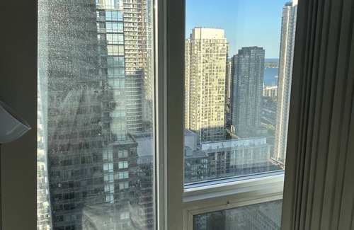 CityPlace Condo | Beautiful lakeshore condo unit