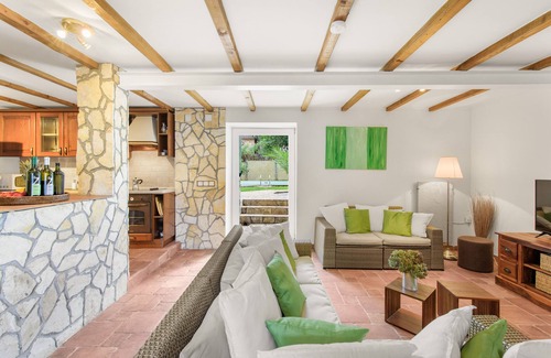 Stifanici House | Beautiful large stone house with pool and garden, near Porec and the sea