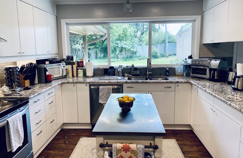 Texarkana House | Beautiful Large Luxury home - minutes from everything!