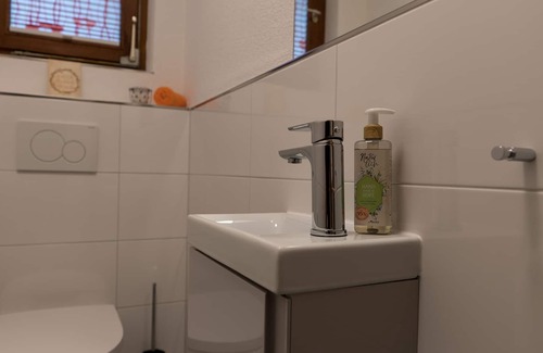 Tschagguns Apartment | beautiful location on the edge of the forest, family-friendly, bus stop very close by