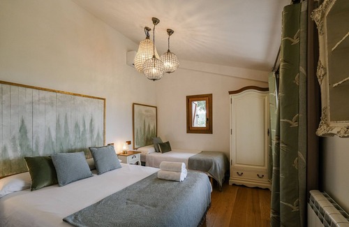 Biosca Cottage | Beautiful luxury country house in the heart of Catalonia