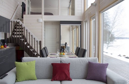 Luumaki Villa | Beautiful mini villa right on the lakeside
