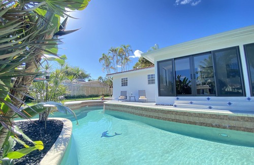 Tarpon River House | Beautiful Modern Pool Home minutes to Ft Lauderdale Beaches & Downtown.