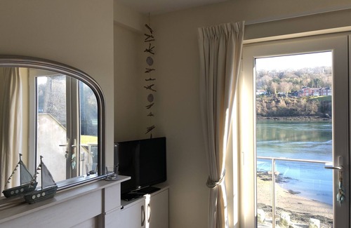 Bangor Cottage | Beautiful, Modern Cottage, A Stone's Throw Away From The Water's Edge