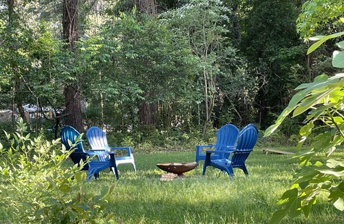 Belvedere Park House | Beautiful modern home minutes from the city, hiking, shopping, and entertainment