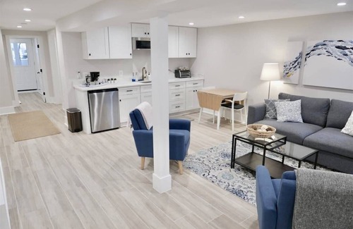 Columbia Heights Apartment | Beautiful & Modern-near Subway Parking!