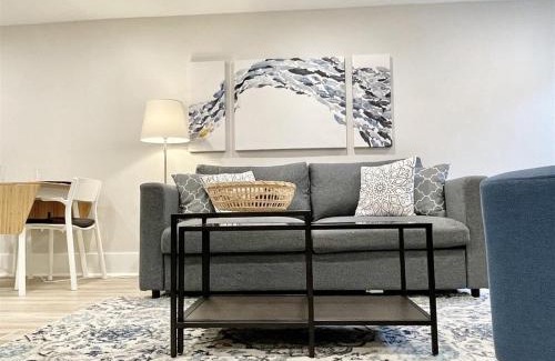 Columbia Heights Apartment | Beautiful & Modern-near Subway Parking