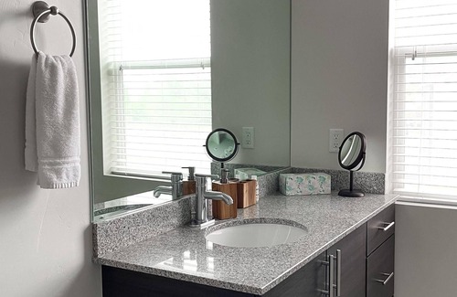 Farmington Apartment | Beautiful Mountain View Apt Farmington Station by Lagoon