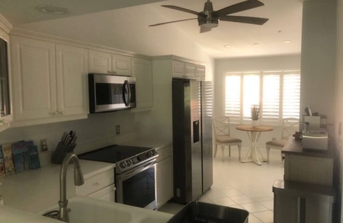 Naples Condo | Beautiful Naples FL Condo w/Lazy River, Minutes to Marco Island/Naples Beaches